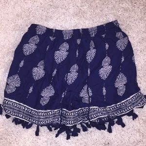 Francesca’s navy and white pattern shorts